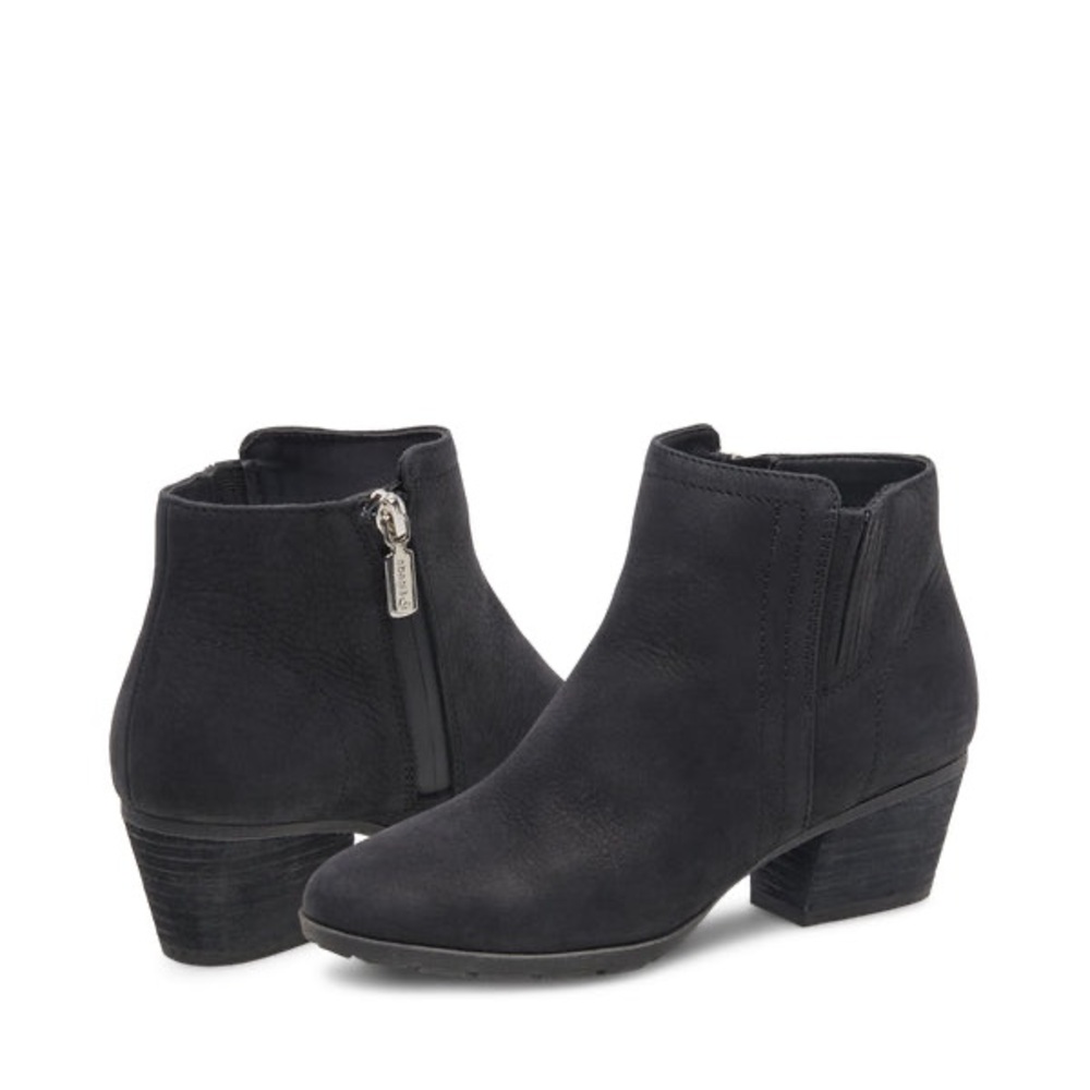 Blondo Booties 8.5